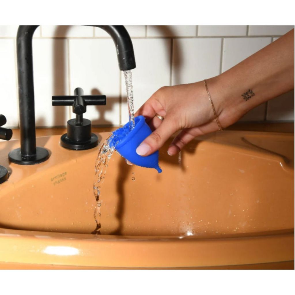 MOXIE menstrual cup Super